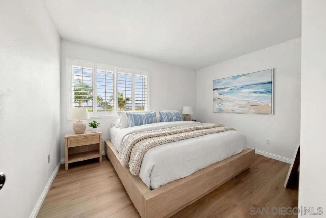 2210 Valley Rd, Oceanside, CA 92056