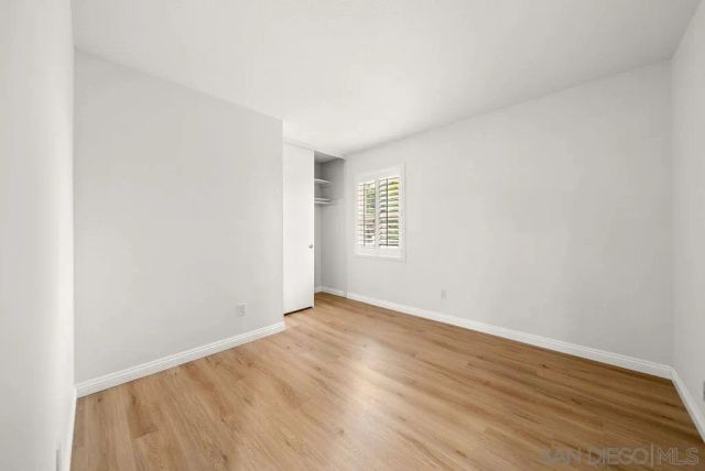 2210 Valley Rd, Oceanside, CA 92056