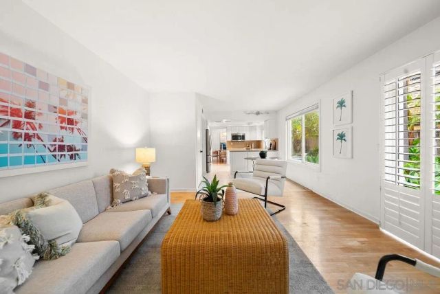 2210 Valley Rd, Oceanside, CA 92056