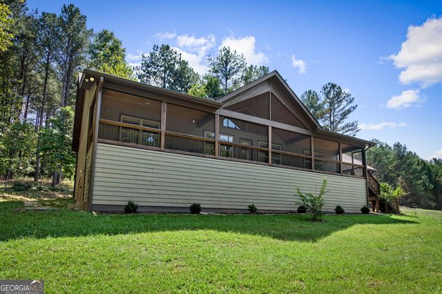 105 Loftis Mtn Road, Blairsville, GA 30512