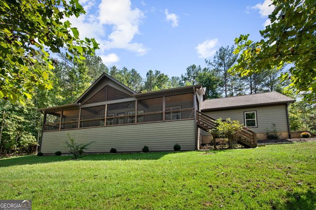 105 Loftis Mtn Road, Blairsville, GA 30512