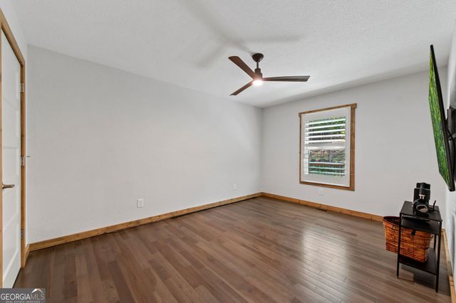 105 Loftis Mtn Road, Blairsville, GA 30512