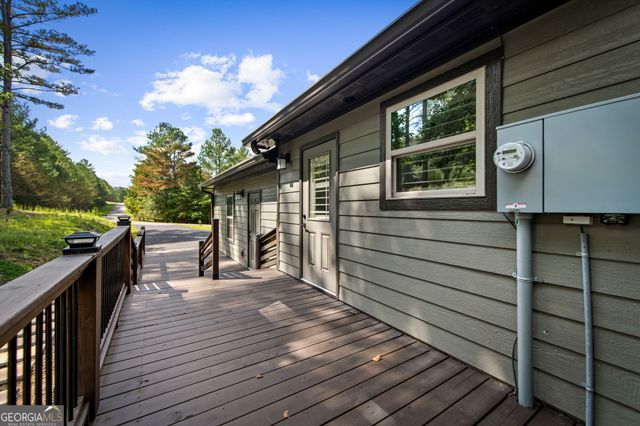 105 Loftis Mtn Road, Blairsville, GA 30512