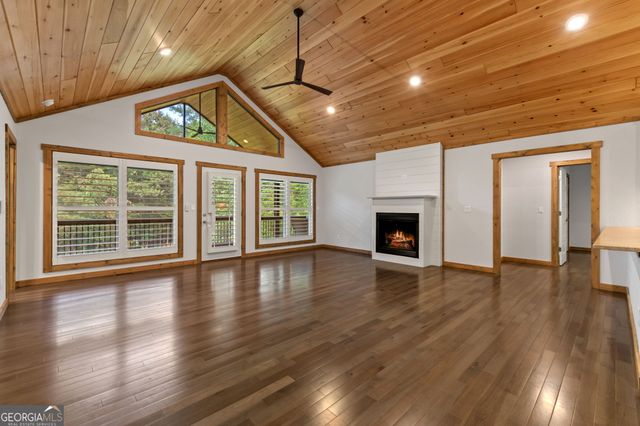 105 Loftis Mtn Road, Blairsville, GA 30512