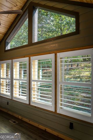 105 Loftis Mtn Road, Blairsville, GA 30512