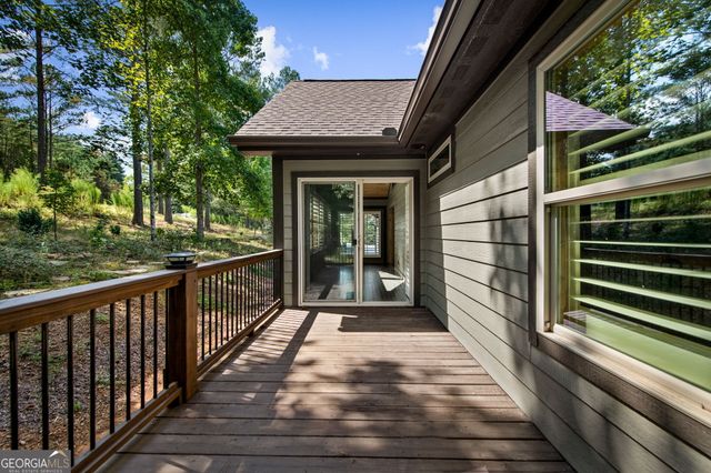 105 Loftis Mtn Road, Blairsville, GA 30512