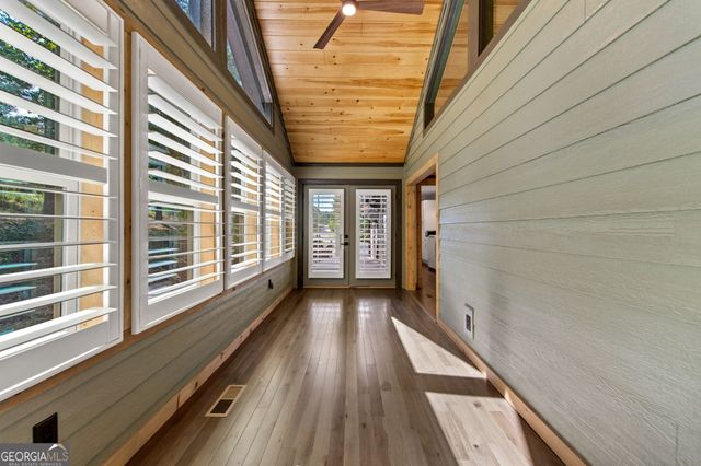105 Loftis Mtn Road, Blairsville, GA 30512