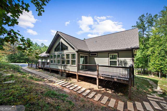 105 Loftis Mtn Road, Blairsville, GA 30512