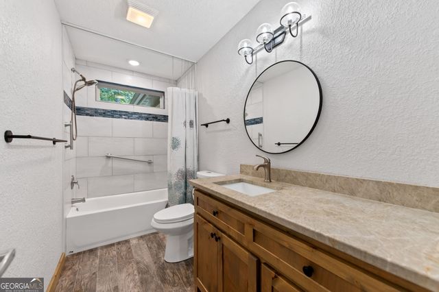105 Loftis Mtn Road, Blairsville, GA 30512