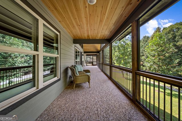 105 Loftis Mtn Road, Blairsville, GA 30512