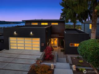 7352 56th Avenue NE, Seattle, WA 98115