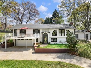 83 Kings Drive, Braselton, GA 30517