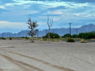 3010 N PARKVIEW Drive 25, Eloy, AZ 85131