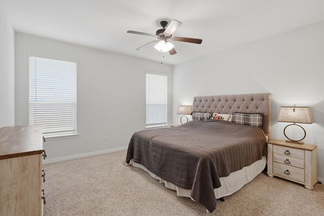 924 Meadow Scape Drive, Fort Worth, TX 76028