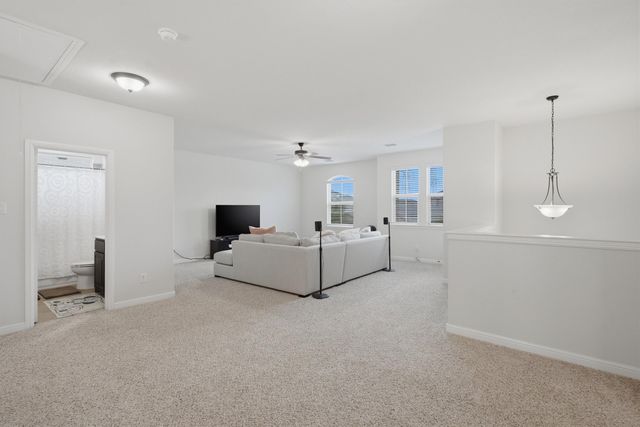 924 Meadow Scape Drive, Fort Worth, TX 76028