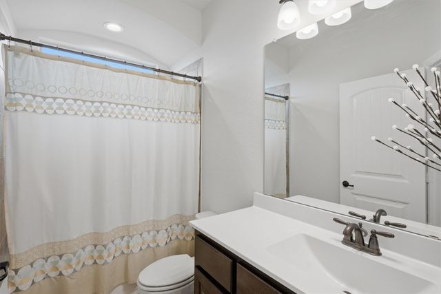 924 Meadow Scape Drive, Fort Worth, TX 76028