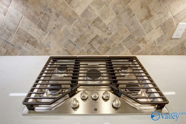 26450 Old Town Drive, Athens, AL 35613