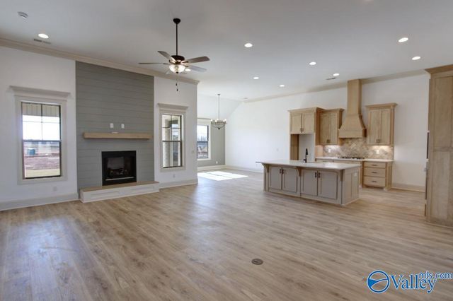 26450 Old Town Drive, Athens, AL 35613