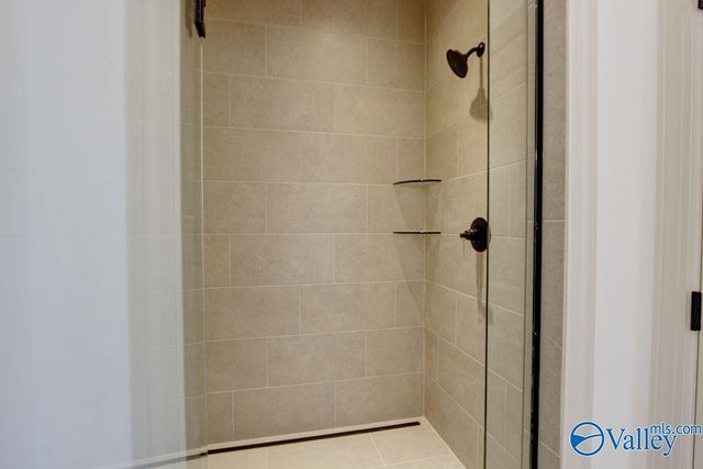 26450 Old Town Drive, Athens, AL 35613