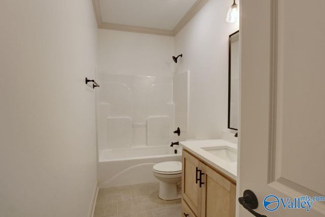 26450 Old Town Drive, Athens, AL 35613