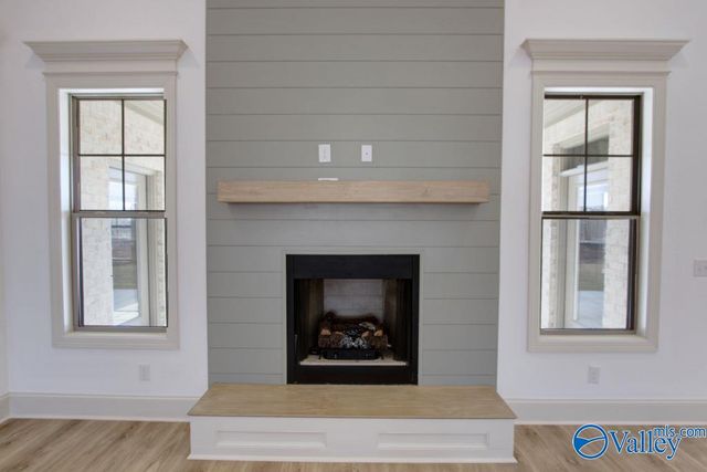 26450 Old Town Drive, Athens, AL 35613