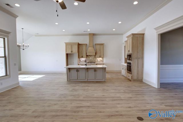 26450 Old Town Drive, Athens, AL 35613