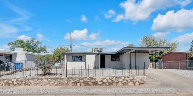 5403 Raymond Telles Drive, El Paso, TX 79924