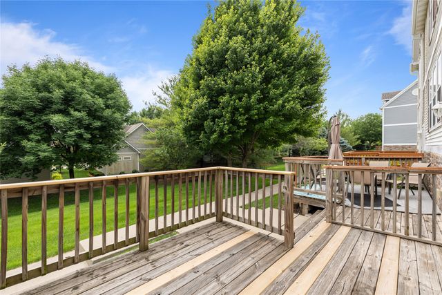 15208 Greenbelt Drive, Urbandale, IA 50323