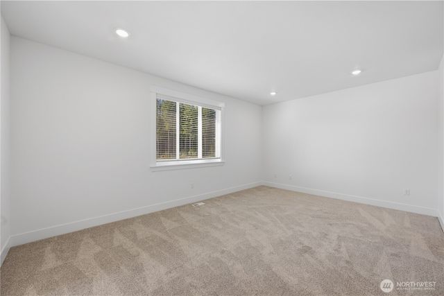 32143 Myrtle Avenue SE, Black Diamond, WA 98010
