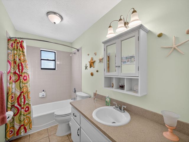 133 NW Avens St, Port St Lucie, FL 34983