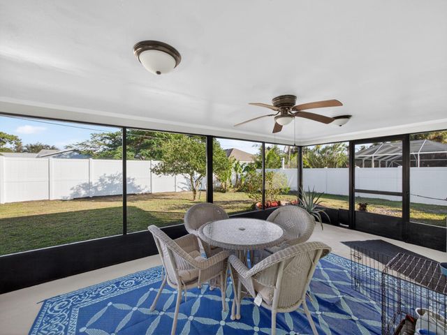 133 NW Avens St, Port St Lucie, FL 34983