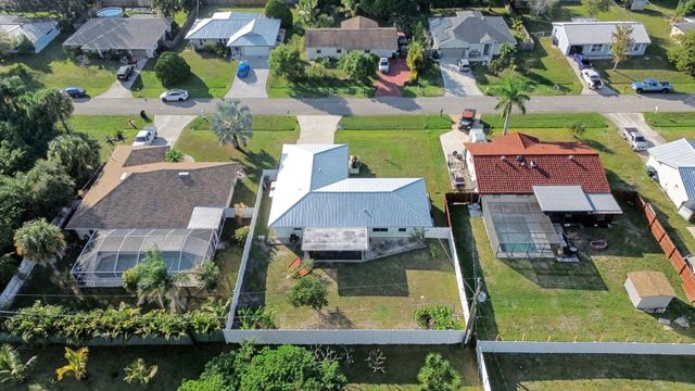 133 NW Avens St, Port St Lucie, FL 34983