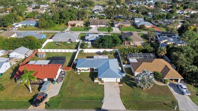 133 NW Avens St, Port St Lucie, FL 34983