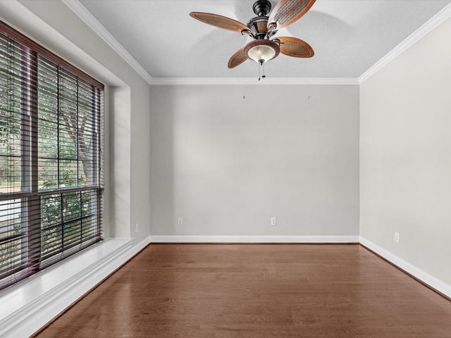 2505 Twisting Pine Court, Houston, TX 77345