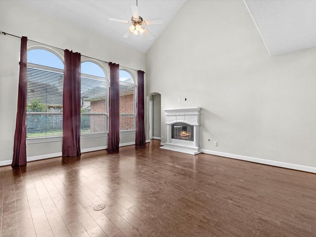 2505 Twisting Pine Court, Houston, TX 77345