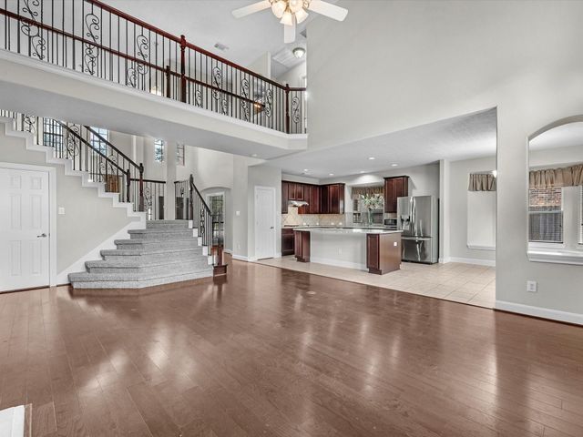 2505 Twisting Pine Court, Houston, TX 77345