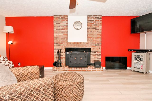 2430 E Us Highway 136, Pittsboro, IN 46167