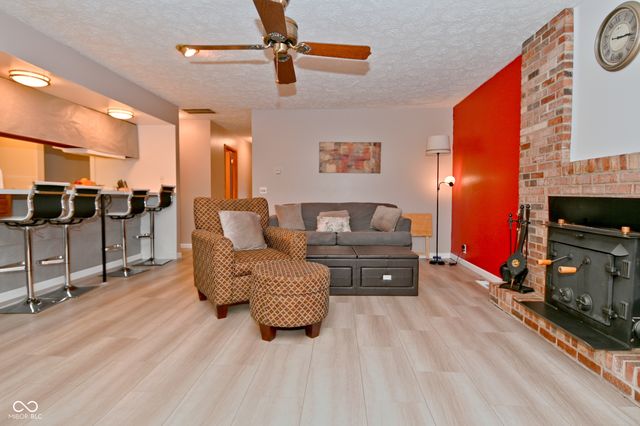 2430 E Us Highway 136, Pittsboro, IN 46167