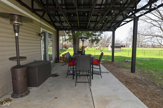 2430 E Us Highway 136, Pittsboro, IN 46167