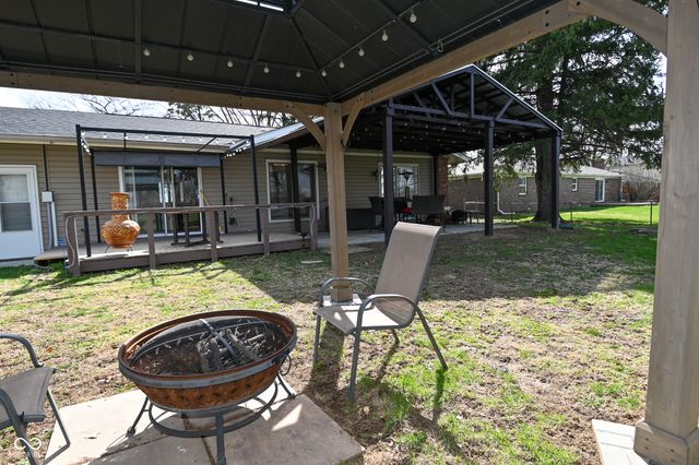 2430 E Us Highway 136, Pittsboro, IN 46167