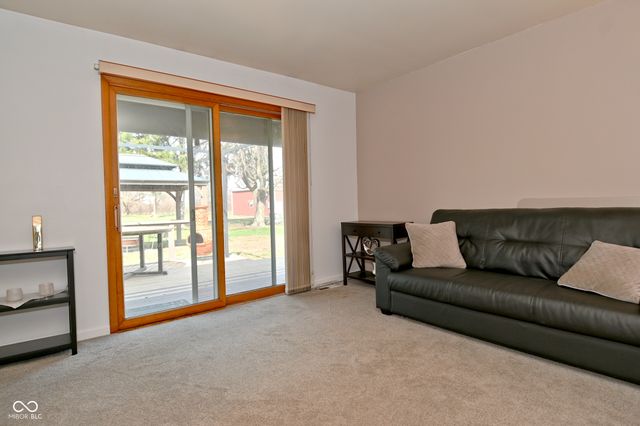 2430 E Us Highway 136, Pittsboro, IN 46167