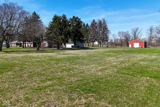 2430 E Us Highway 136, Pittsboro, IN 46167