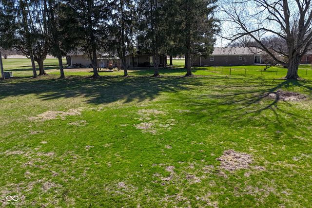 2430 E Us Highway 136, Pittsboro, IN 46167