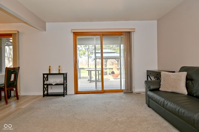 2430 E Us Highway 136, Pittsboro, IN 46167