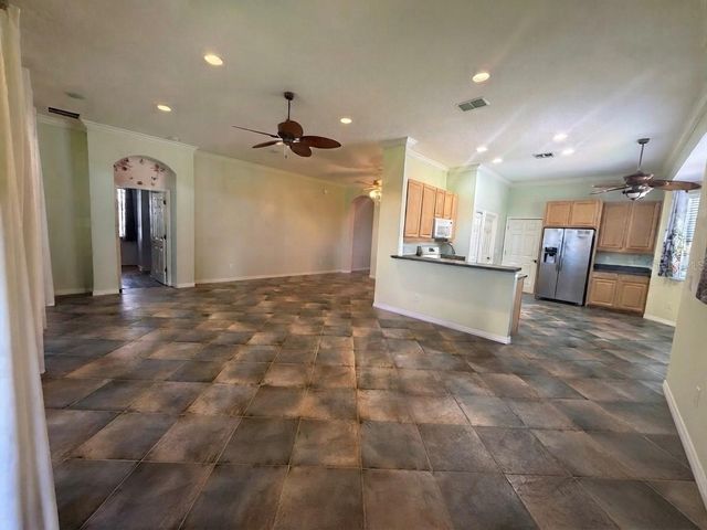 129 CREPE MYRTLE DRIVE, Groveland, FL 34736