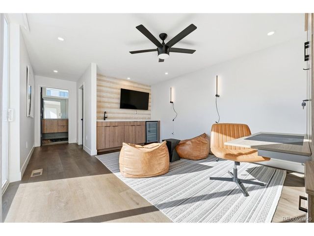 3885 Stuart St, Denver, CO 80212