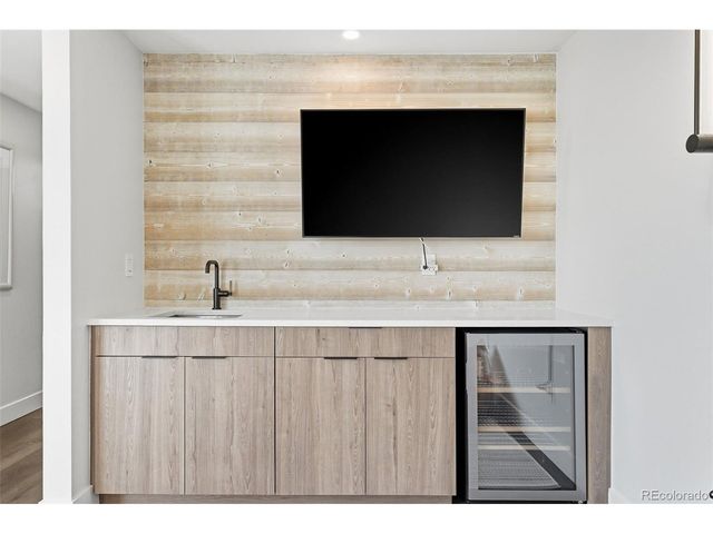 3885 Stuart St, Denver, CO 80212