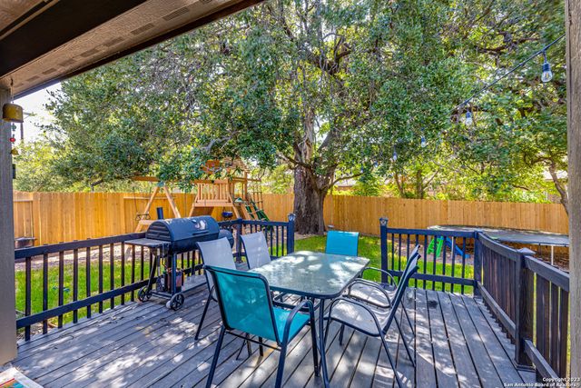7838 Cactus Plum Dr, San Antonio, TX 78254