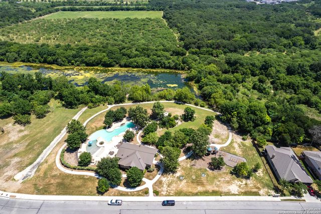 7838 Cactus Plum Dr, San Antonio, TX 78254