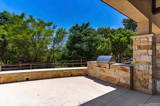 7838 Cactus Plum Dr, San Antonio, TX 78254